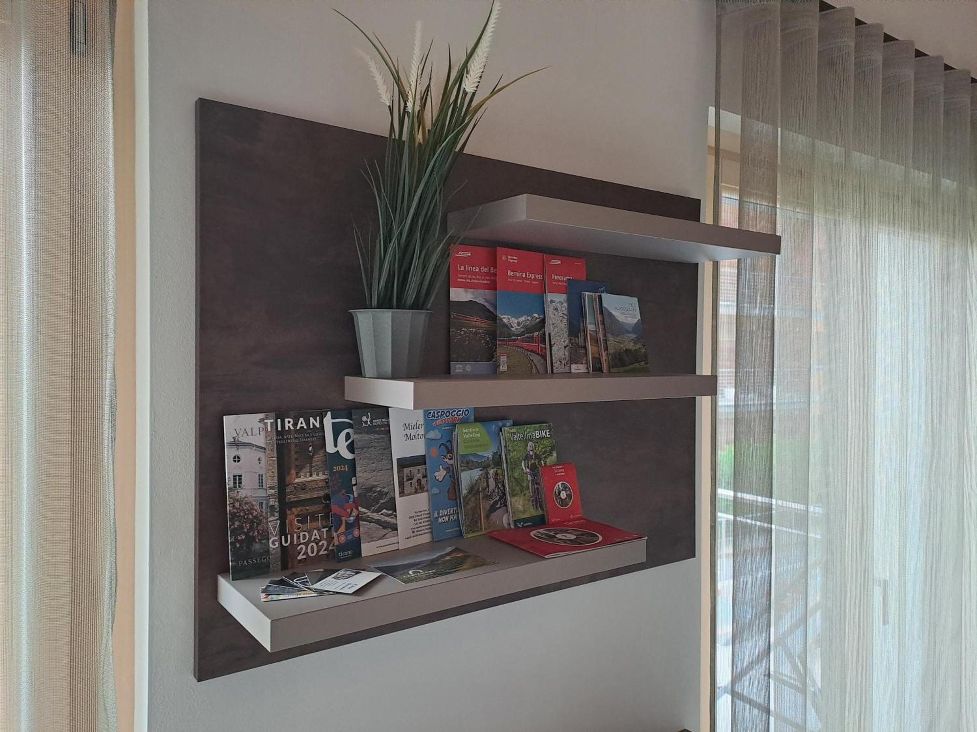Residenza 39 - 900 M To Bernina Express Apartment Тирано Екстериор снимка
