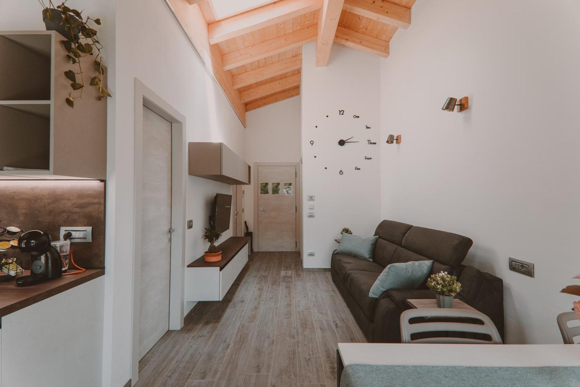 Residenza 39 - 900 M To Bernina Express Apartment Тирано Екстериор снимка